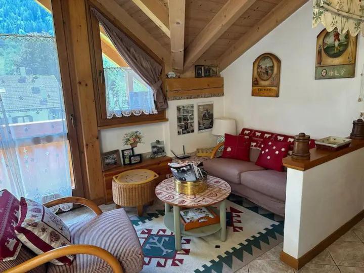 Апартаменти "Fresia" Chalet Turistico A Fisto Сп'яццо Екстер'єр фото