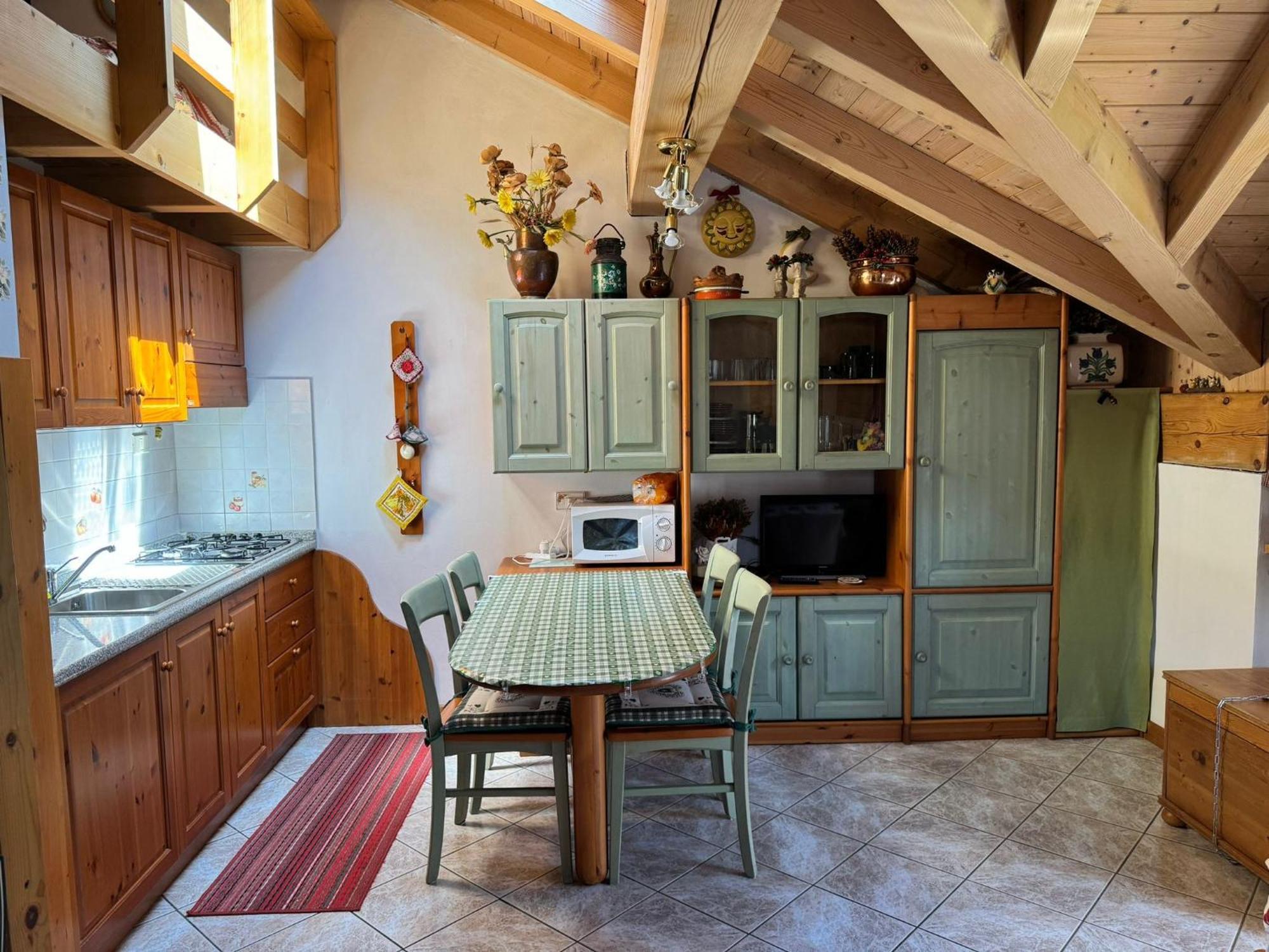 Апартаменти "Fresia" Chalet Turistico A Fisto Сп'яццо Екстер'єр фото