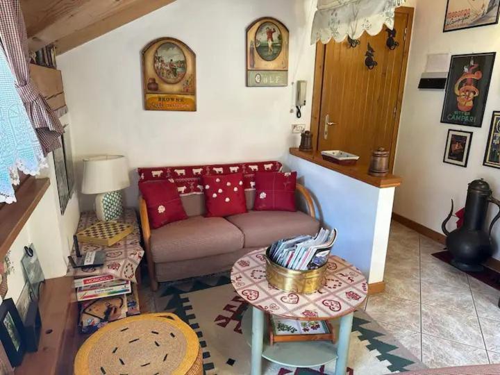 Апартаменти "Fresia" Chalet Turistico A Fisto Сп'яццо Екстер'єр фото